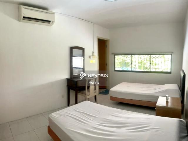 Shop for rent in Country Heights Damansara, Kuala Lumpur