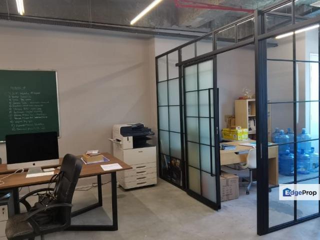Shop for sale in Petaling, Damansara Damai