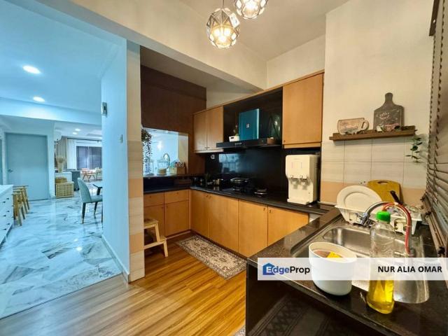 Condominium for sale in Country Heights Damansara, Kuala Lumpur