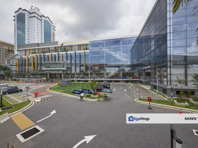 Shop for rent in Petaling, Subang Jaya