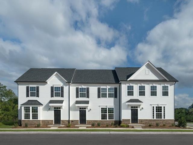 Townhouse for sale in Clairton, Pennsylvania