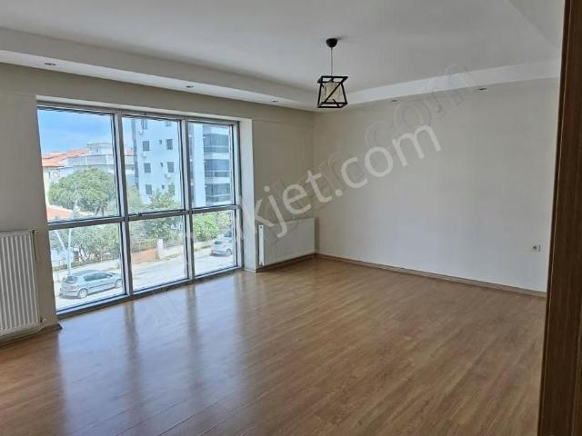 Menderes, İzmir içerisinde kiralık mülk