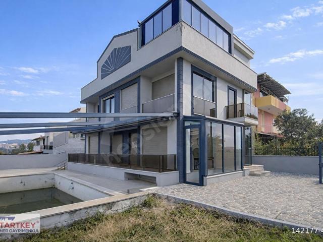Menderes, İzmir içerisinde satılık Villa