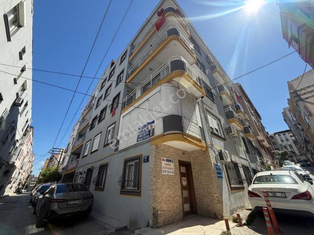Buca, İzmir içerisinde satılık mülk