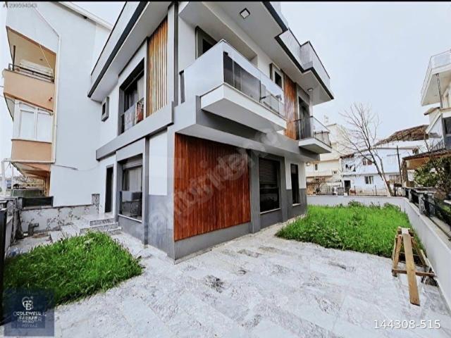 Menderes, İzmir içerisinde satılık Villa