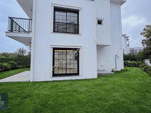 Menderes, İzmir içerisinde satılık Villa