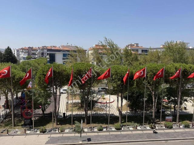 Menderes, İzmir içerisinde kiralık mülk
