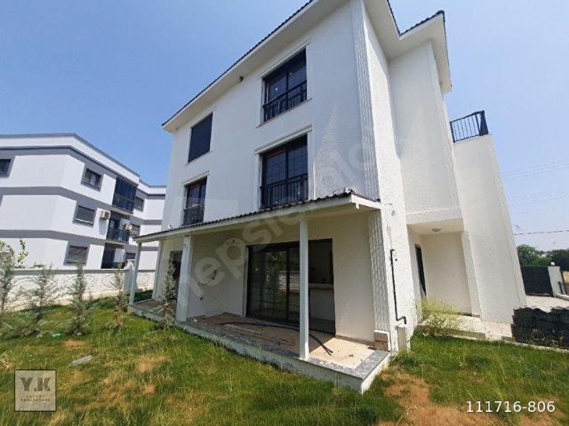 Menderes, İzmir içerisinde satılık Villa
