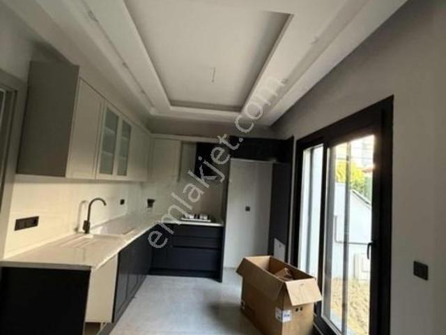 Menderes, İzmir içerisinde satılık Villa