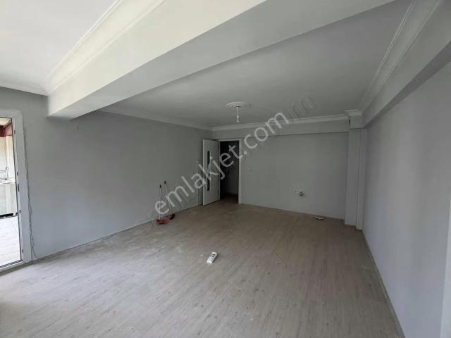 Menderes, İzmir içerisinde kiralık mülk