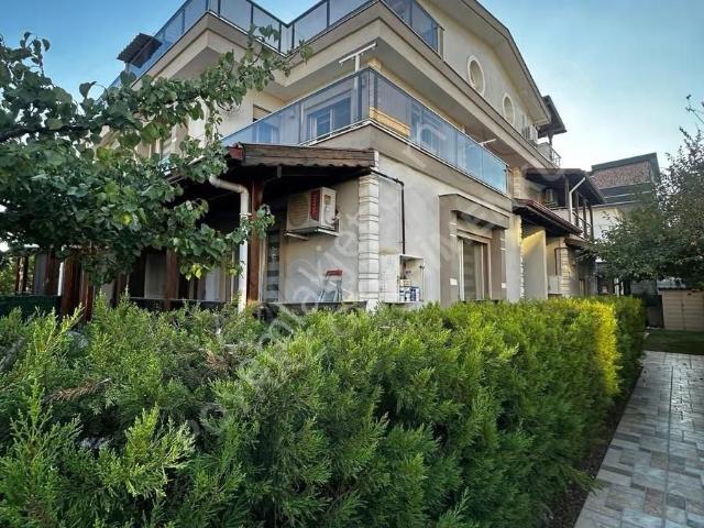Menderes, İzmir içerisinde satılık Villa