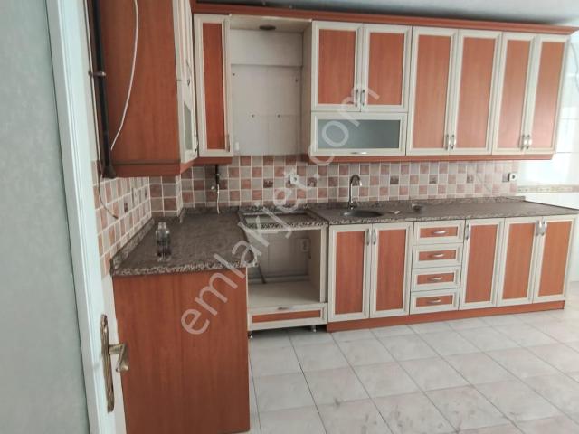 Menderes, İzmir içerisinde kiralık mülk