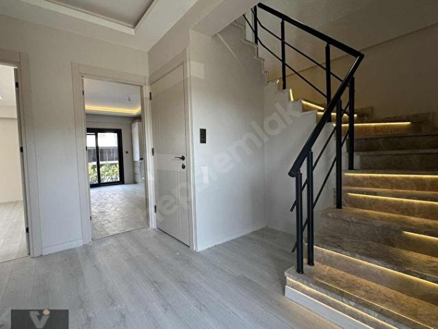 Menderes, İzmir içerisinde satılık Villa