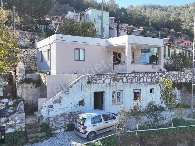 Menderes, İzmir içerisinde satılık Villa