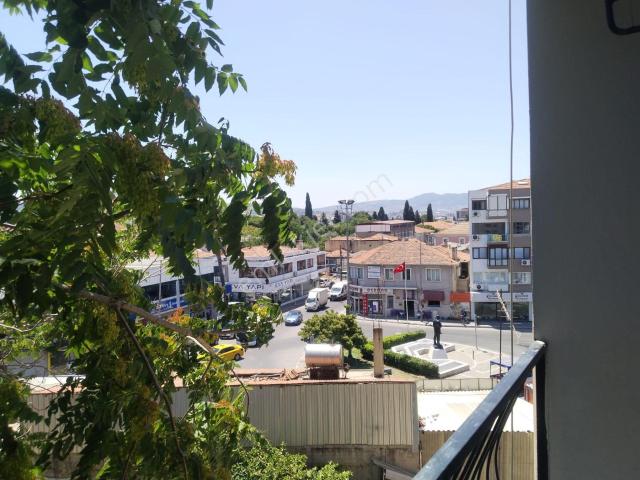 Buca, İzmir içerisinde kiralık mülk