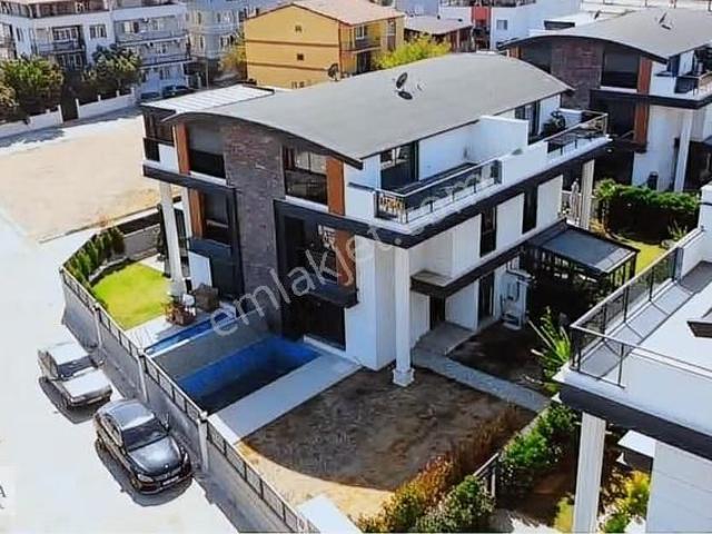 Menderes, İzmir içerisinde satılık Villa