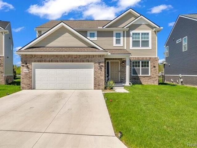House for sale in Clinton Township
