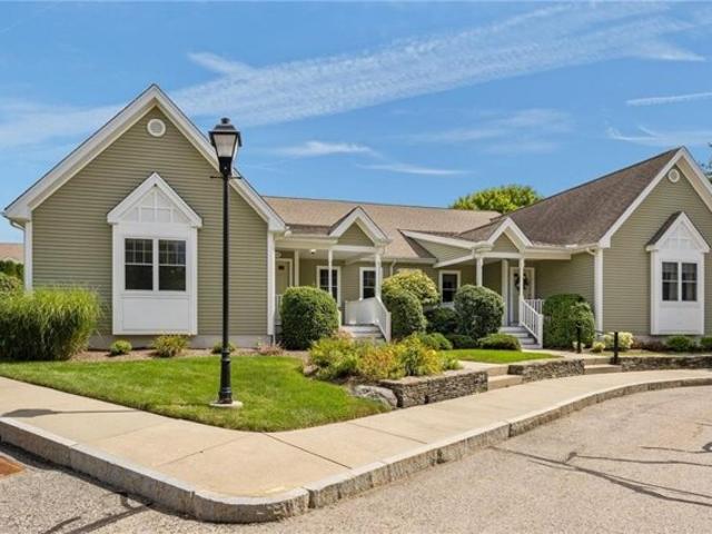 Condo for sale in Cumberland, Rhode Island