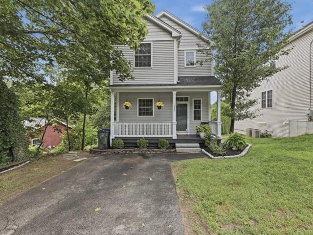 House for sale in White City, Hopedale