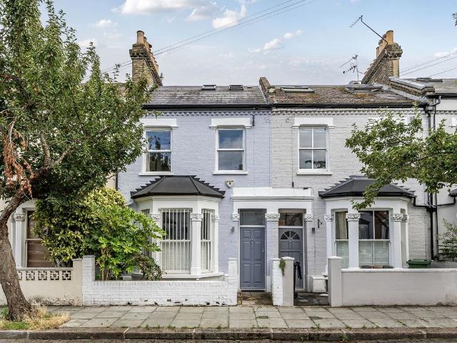 House for rent in West Kensington, Greater London