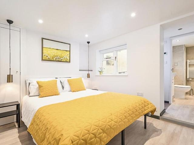 House for rent in West Kensington, Greater London