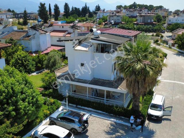 Kuşadası, Kuşadasi içerisinde satılık Villa