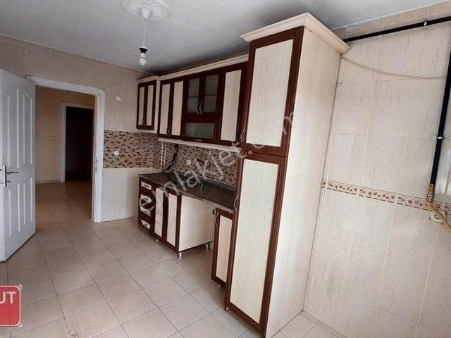 İstiklal Mahallesi, Menemen içerisinde kiralık mülk