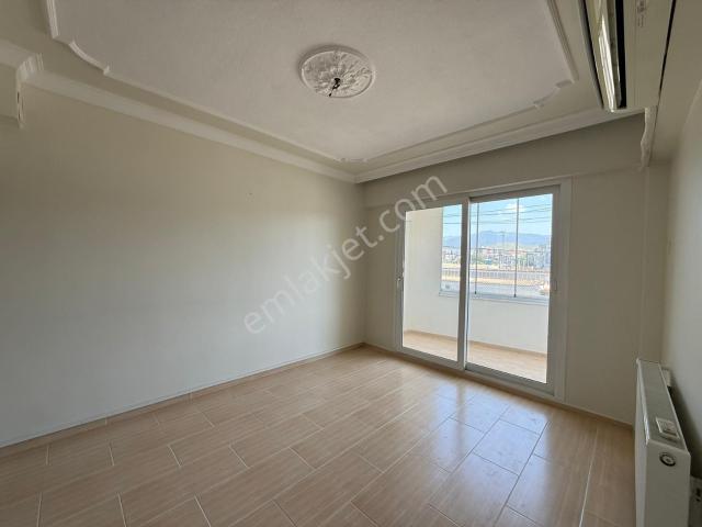 Menemen, İzmir içerisinde kiralık mülk