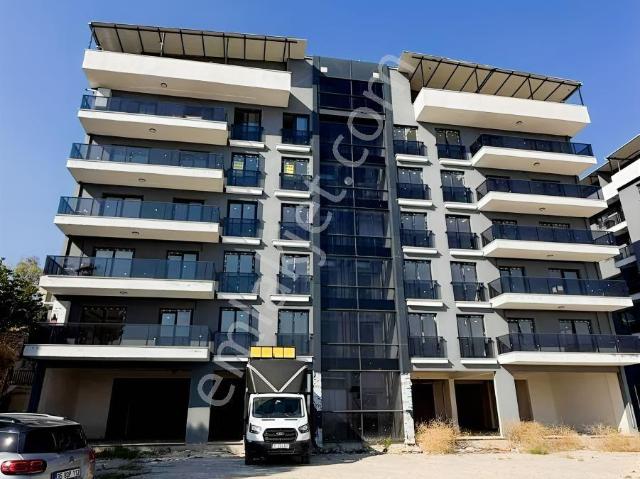 Menemen, İzmir içerisinde satılık mülk