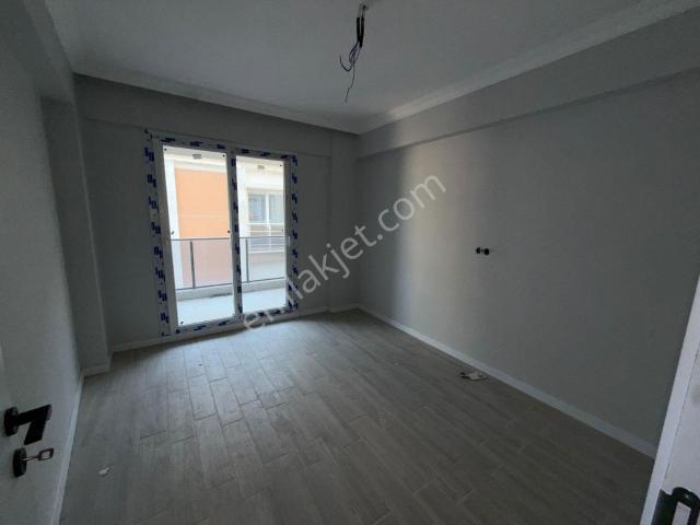 Menemen, İzmir içerisinde satılık mülk