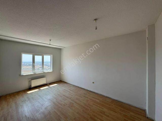 Menemen, İzmir içerisinde kiralık mülk