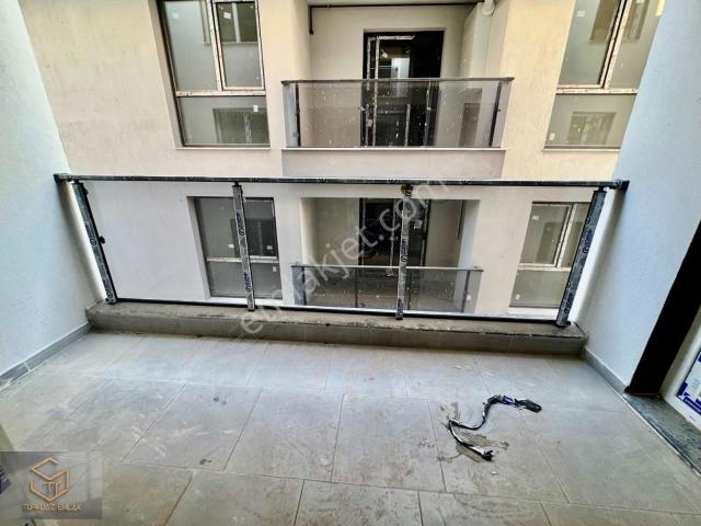 Menemen, İzmir içerisinde satılık mülk