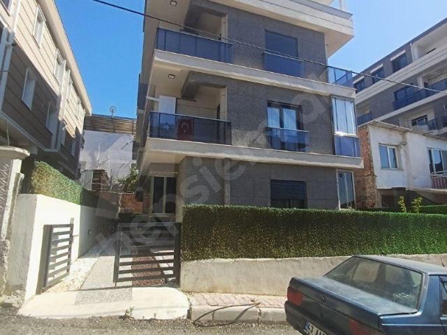 Menemen, İzmir içerisinde satılık mülk