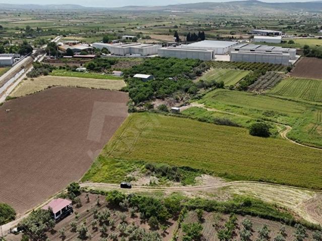 Menemen, İzmir içerisinde satılık mülk