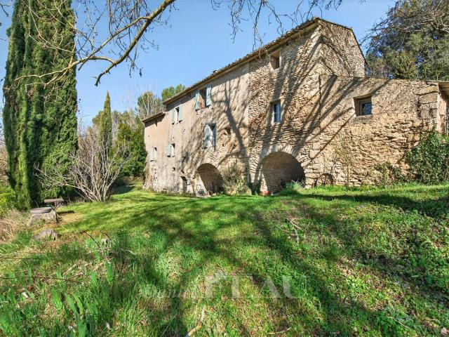 Maison vente à Apt, Ménerbes