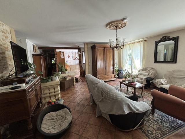 Maison vente à Périgueux, Ménesplet