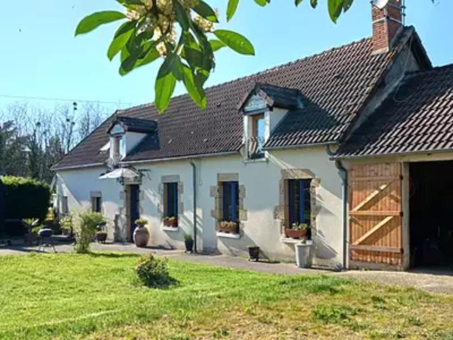 Maison vente à Saint-Amand-Montrond, Menetou-couture