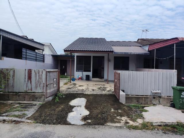 Terraced House for sale in Menglembu, Majlis Bandaraya Ipoh
