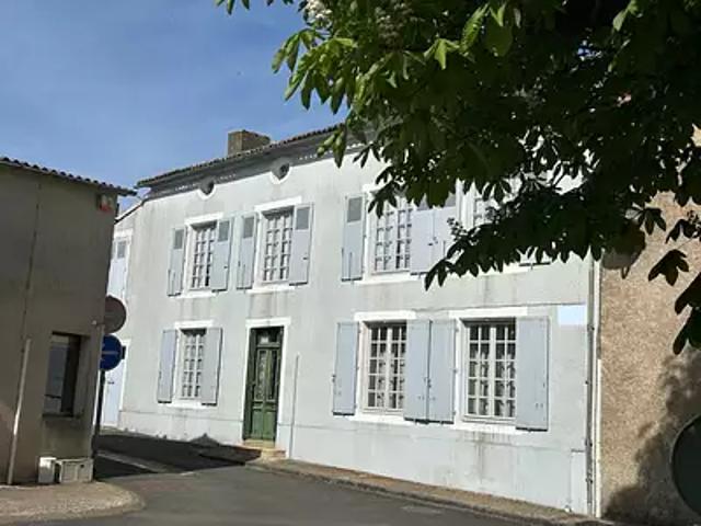Maison vente à Parthenay, Ménigoute