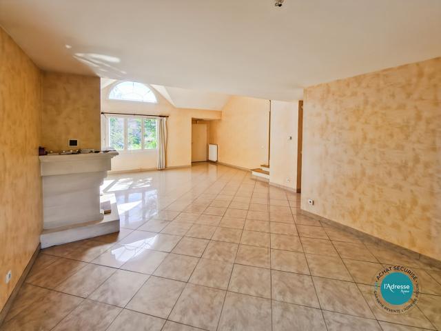 Maison vente à Évry, Mennecy