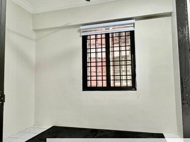 Condominium for sale in Petaling, Damansara Damai