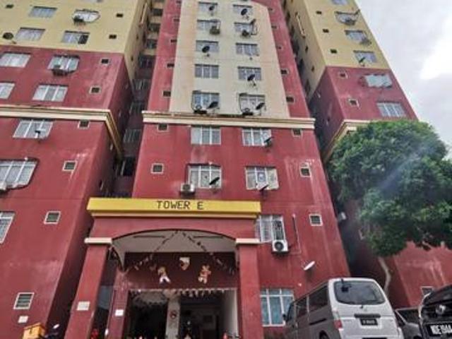 Apartment for sale in Petaling, Damansara Damai