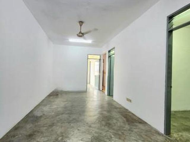 Apartment for sale in Petaling, Damansara Damai