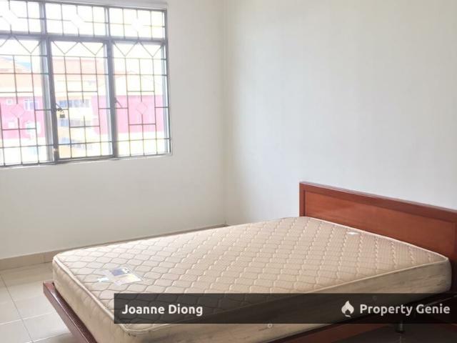 Apartment for sale in Petaling, Damansara Damai