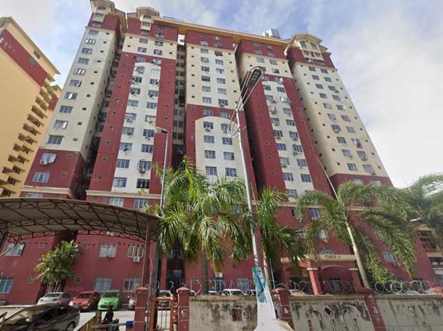 Apartment for sale in Petaling Jaya, Petaling