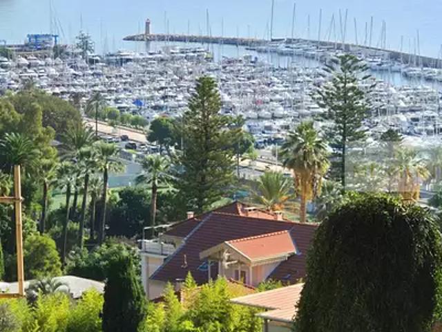 Maison vente à France métropolitaine, Menton