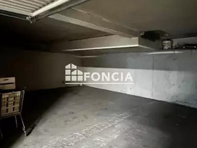 Garage vente à France métropolitaine, Menton