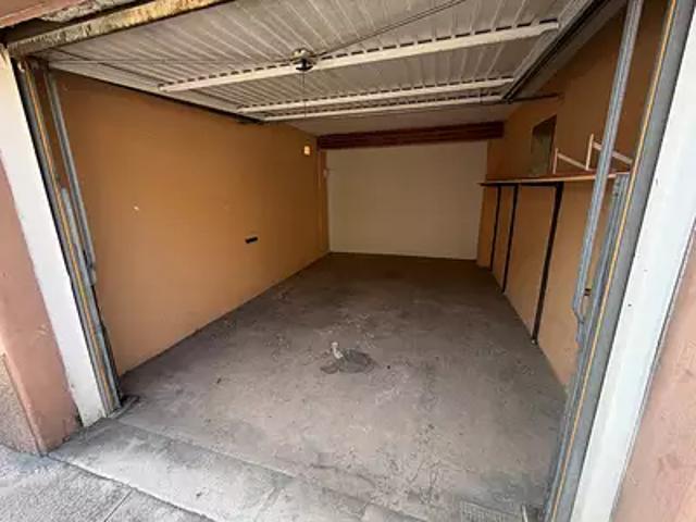 Garage vente à Nice, Menton