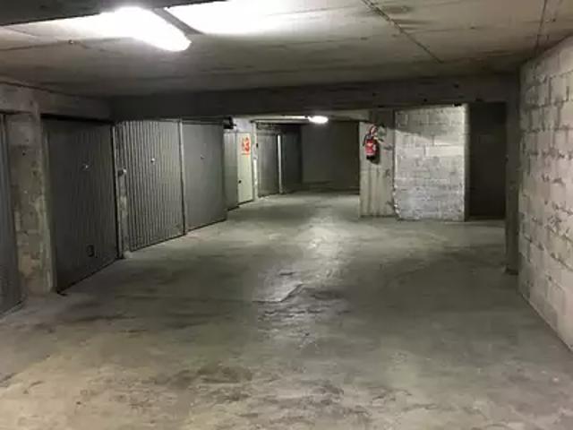 Garage vente à France métropolitaine, Menton