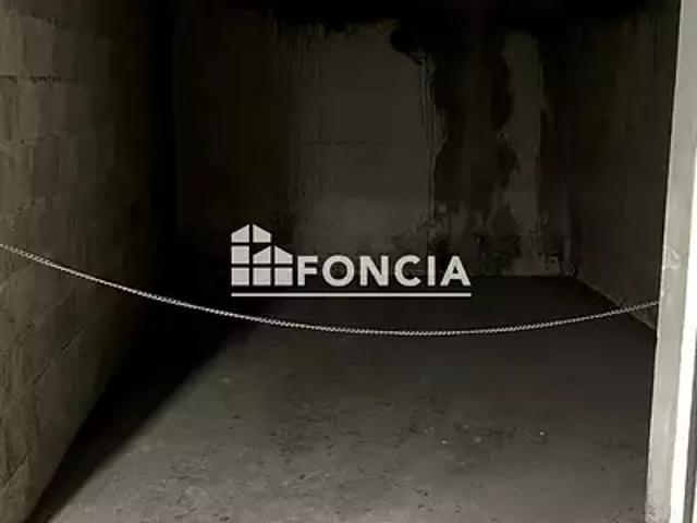 Garage vente à France métropolitaine, Menton